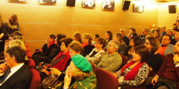 999285_679292445438857_950987488_n